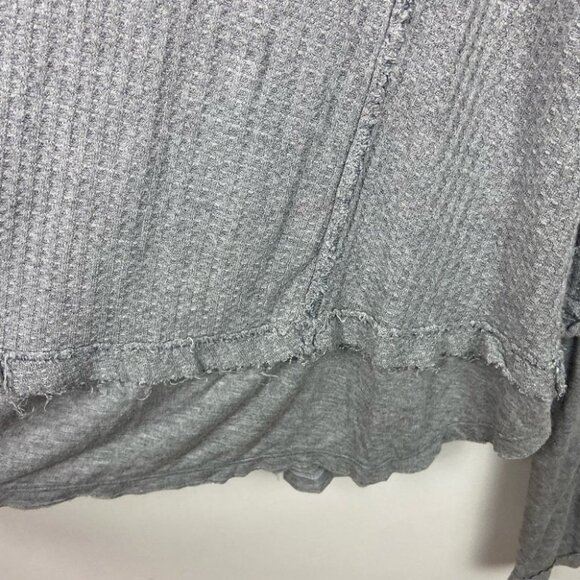 Free People Laguna Waffle Knit Thermal Grey Lightweight Size XS Bohemian Sweater - Picture 7 of 14